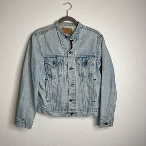 Vintage 90's Levi's Light wash Denim Jean Jacket